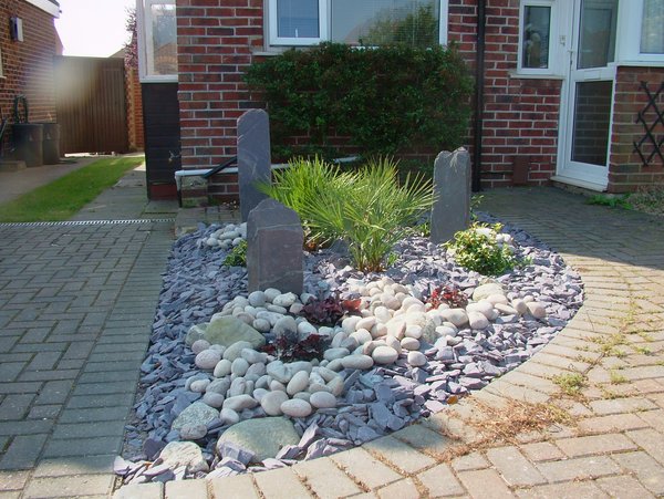 low-maintenance-front-garden-design-06_10 Дизайн на предната градина с ниска поддръжка