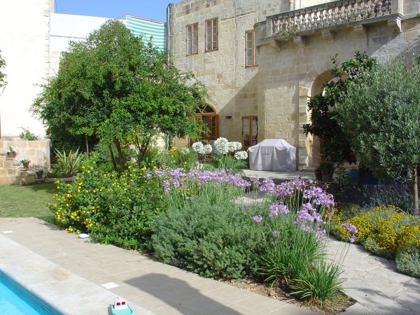 mediterranean-garden-design-10 Средиземноморска градина дизайн