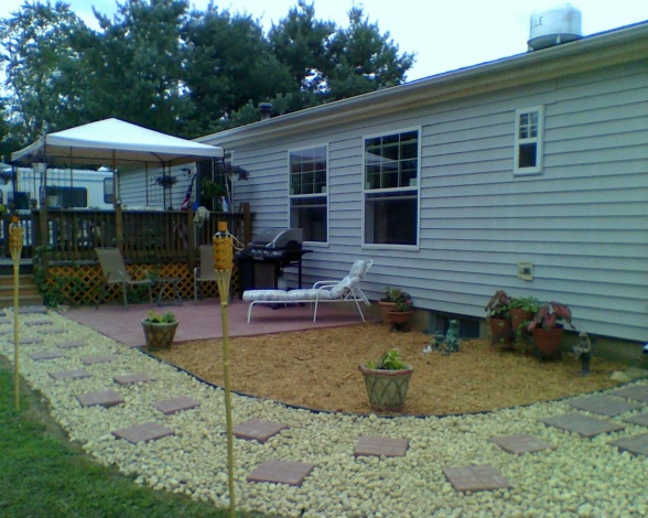 mobile-home-front-yard-landscaping-54_18 Мобилен дом преден двор озеленяване