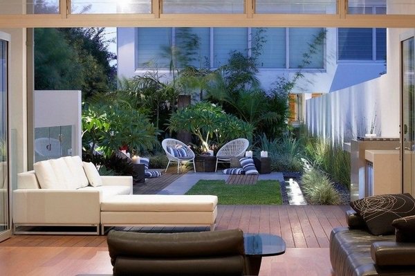 modern-small-backyard-designs-80_17 Модерен дизайн на малък двор