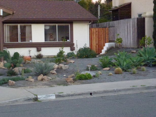 no-lawn-front-yard-landscaping-05_16 Не морава предния двор озеленяване