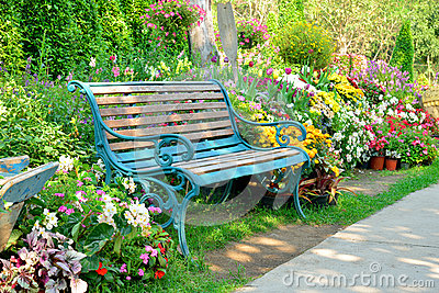 old-fashioned-flower-garden-20_7 Старомодна цветна градина