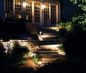 outdoor-backyard-lighting-15_6 Открит заден двор осветление