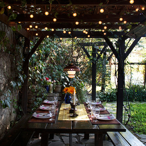 outdoor-dining-lighting-ideas-83 Идеи за осветление на открито
