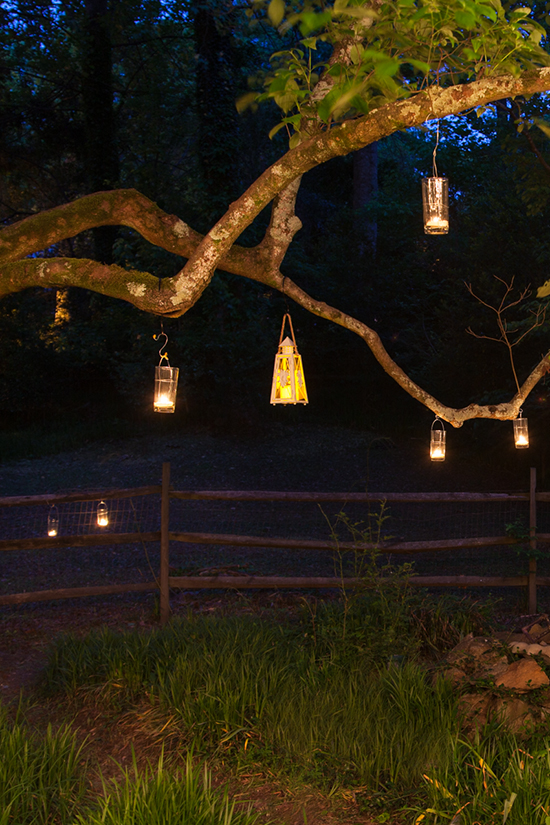 outdoor-lanterns-for-trees-61_18 Външни фенери за дървета