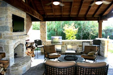 outdoor-living-patio-85_20 Открит вътрешен двор