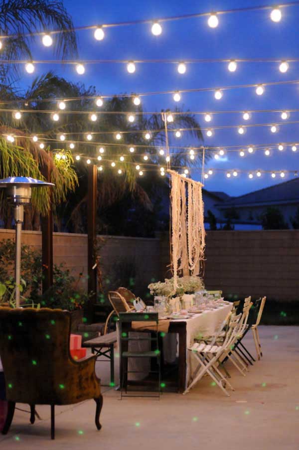 outdoor-string-lights-patio-ideas-35 Външни струнни светлини идеи за вътрешен двор