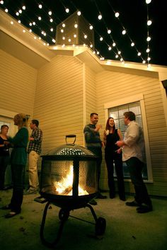 outdoor-string-lights-patio-ideas-35_12 Външни струнни светлини идеи за вътрешен двор