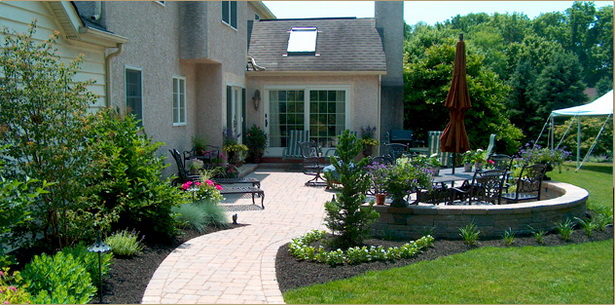 patio-landscaping-71_15 Озеленяване на вътрешен двор
