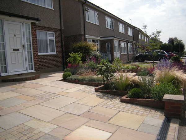 paved-front-garden-designs-31_2 Павиран дизайн на предната градина