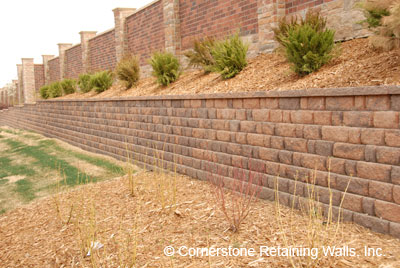 pavestone-retaining-wall-17_9 Павирана подпорна стена