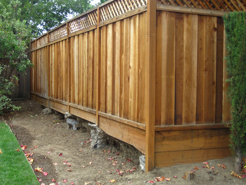 retaining-wall-fence-ideas-62_10 Подпорна стена ограда идеи