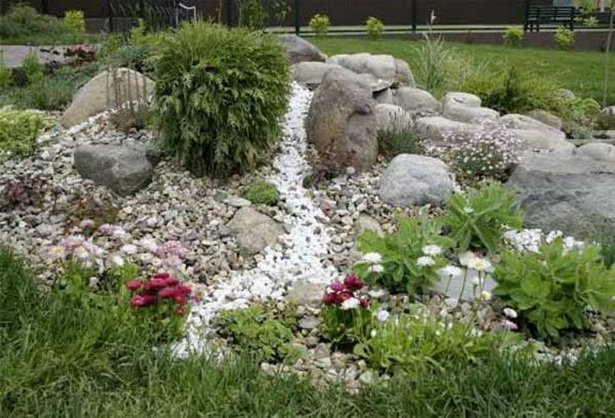 rock-garden-ideas-for-small-gardens-14_17 Идеи за алпинеуми за малки градини