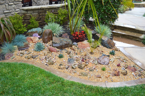 rock-garden-with-succulents-64_8 Алпинеум със сукуленти
