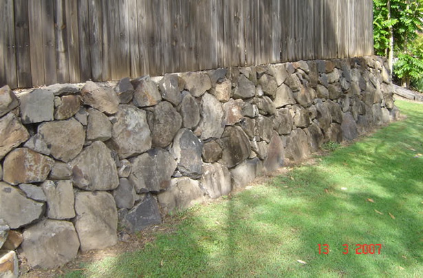 rock-retaining-wall-95_17 Скална подпорна стена