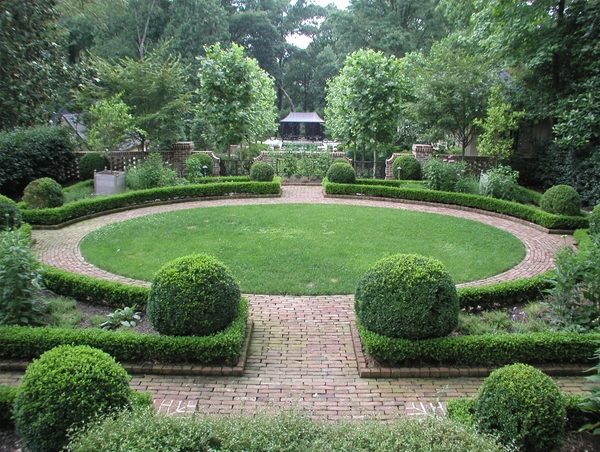 round-garden-design-74_8 Кръгла градина дизайн