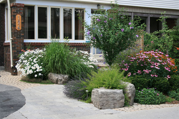 simple-front-yard-designs-99_9 Прост дизайн на предния двор