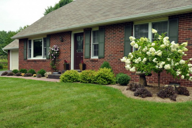 simple-front-yard-landscape-design-70_11 Опростен ландшафтен дизайн на предния двор