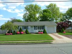 simple-front-yard-landscape-design-70_18 Опростен ландшафтен дизайн на предния двор