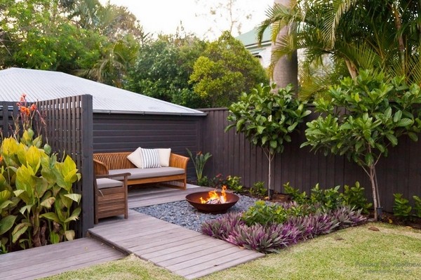 simple-landscaping-ideas-for-small-backyards-36_13 Прости идеи за озеленяване за малки дворове