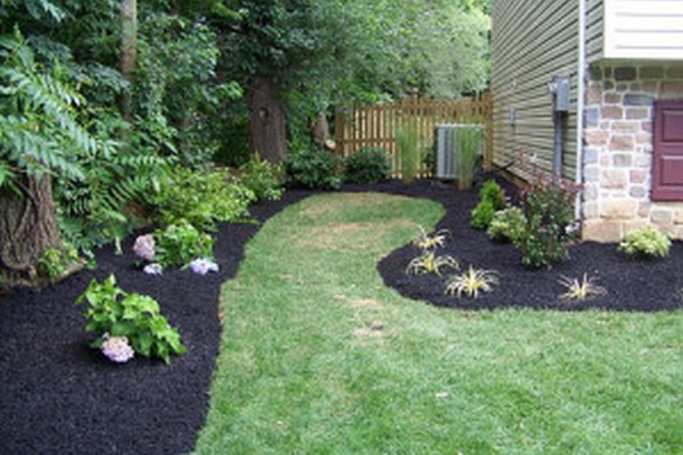 simple-landscaping-ideas-for-small-backyards-36_20 Прости идеи за озеленяване за малки дворове
