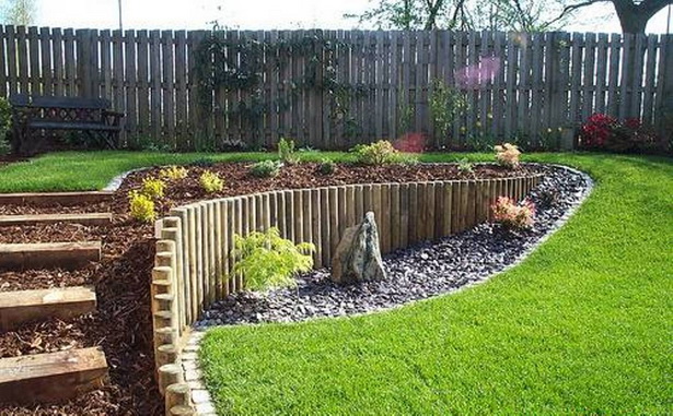 sloped-backyard-landscaping-ideas-08_9 Наклонени задния двор озеленяване идеи
