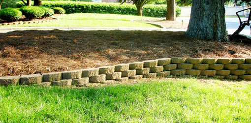 sloping-garden-retaining-wall-12_10 Наклонена Градинска подпорна стена
