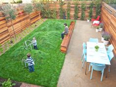 Малък заден двор за деца