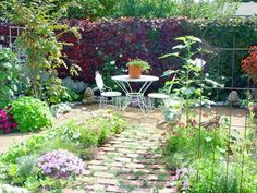 small-cottage-gardens-pictures-74_16 Малка къща градини снимки
