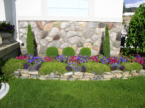 small-flower-bed-designs-51_18 Малки цветни лехи
