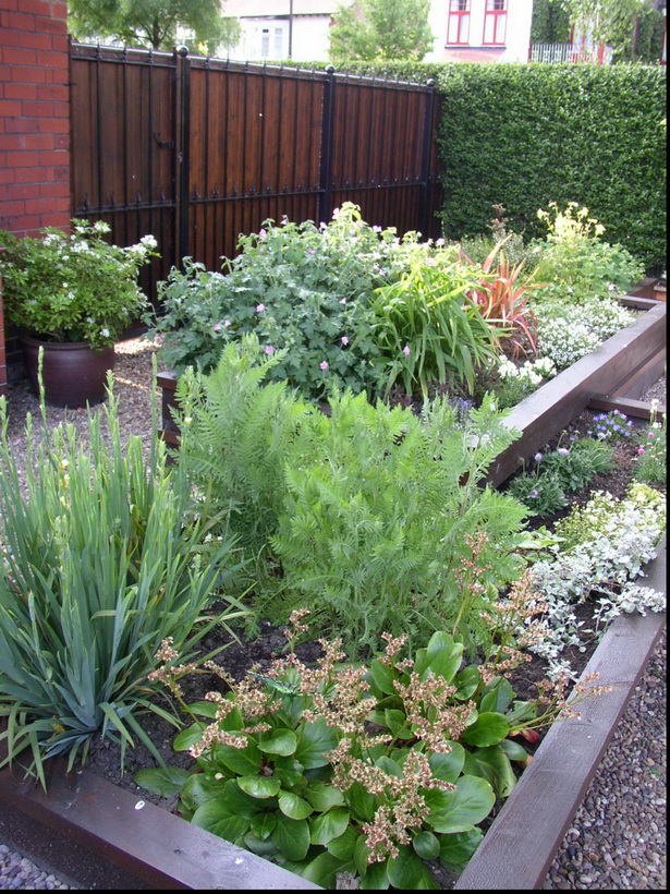 small-front-garden-design-ideas-photos-10_8 Малки идеи за дизайн на предната градина снимки