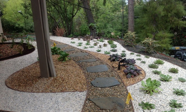 small-gravel-garden-design-ideas-76_2 Малки идеи за дизайн на чакъл градина
