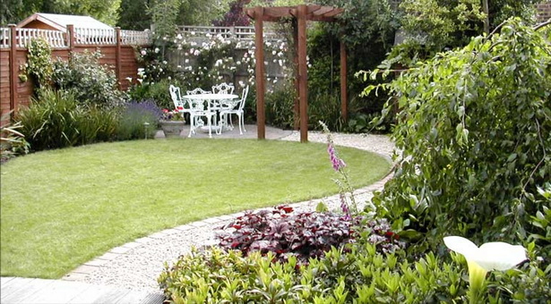 small-square-garden-design-88_15 Дизайн на малка квадратна градина