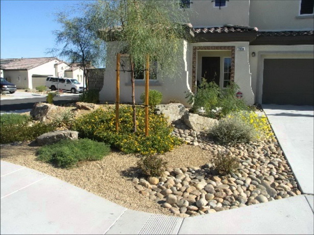 small-yard-desert-landscaping-ideas-44_19 Малък двор пустинни идеи за озеленяване