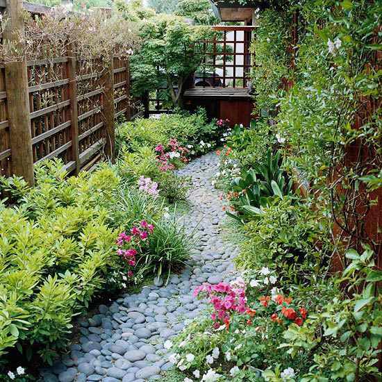 small-yard-garden-67_4 Малък двор градина