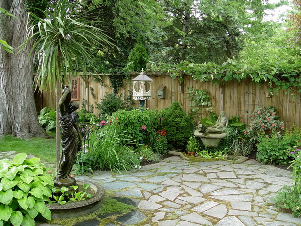 small-yard-garden-67_6 Малък двор градина