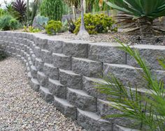 stackable-brick-retaining-wall-45_3 Стифираща тухлена подпорна стена