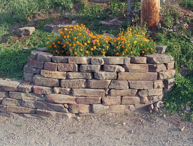stackable-brick-retaining-wall-45_6 Стифираща тухлена подпорна стена