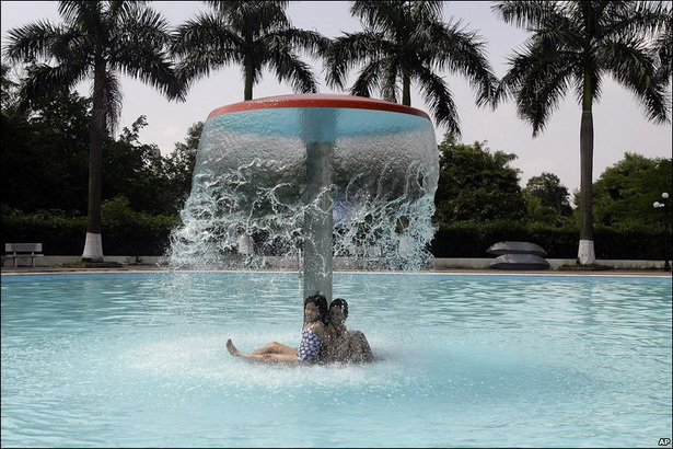 swimming-pool-fountains-75_15 Басейни фонтани