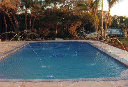 swimming-pool-fountains-75_5 Басейни фонтани