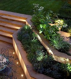 tiered-garden-design-ideas-38 Стъпаловидни идеи за градински дизайн