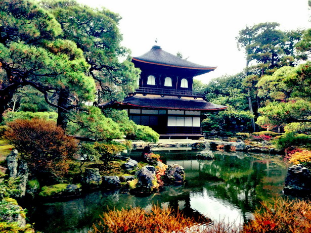 Традиционна японска градина