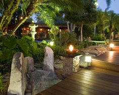 tropical-backyard-landscaping-83_7 Тропически двор озеленяване