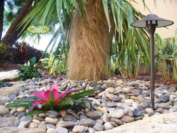 tropical-front-yard-20_9 Тропически преден двор