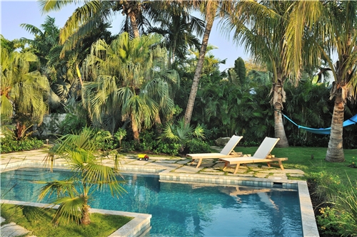 tropical-pool-gardens-18_10 Тропически градини с басейни