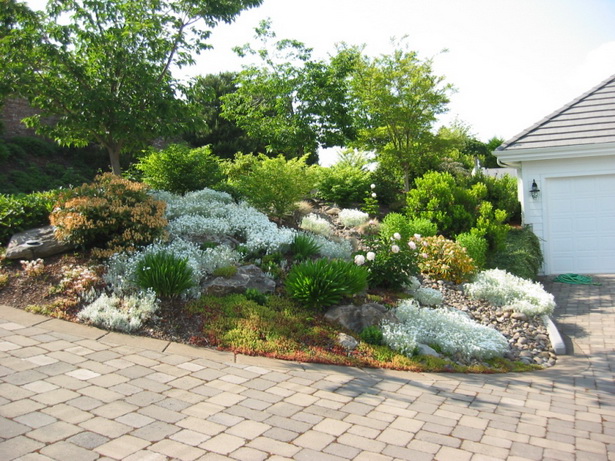 yard-landscaping-with-rocks-55_2 Дворно озеленяване с камъни