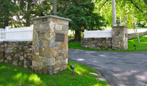 driveway-entrance-designs-with-stone-76_17 Дизайн на алеята с камък