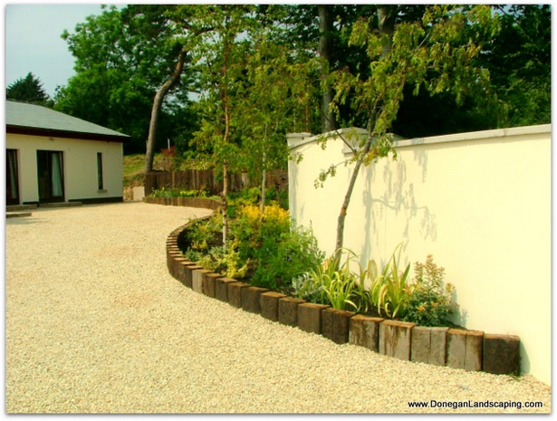driveway-garden-beds-75_5 Алея градински легла