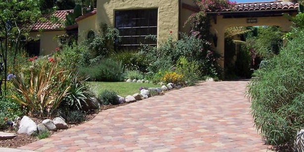 front-garden-and-driveway-ideas-77 Идеи за предната градина и алеята