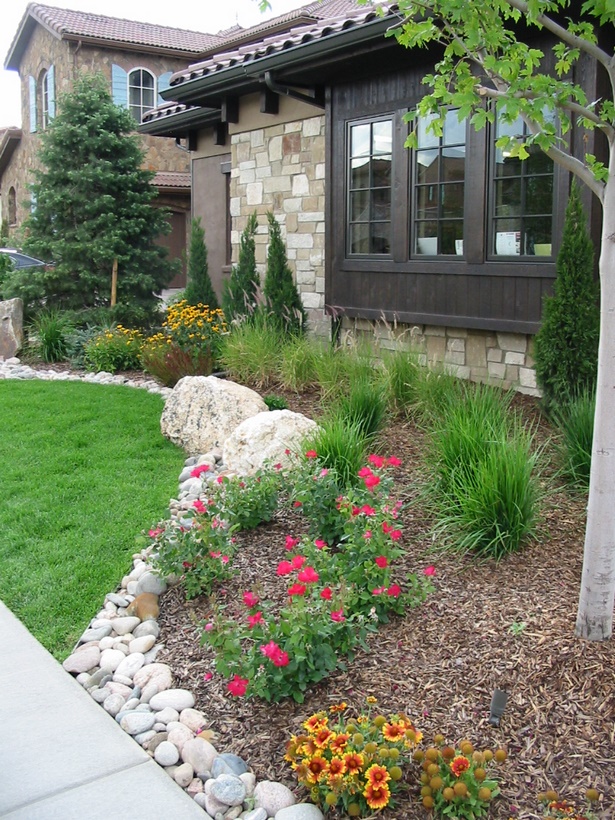 new-home-front-yard-landscaping-86 Нов дом преден двор озеленяване